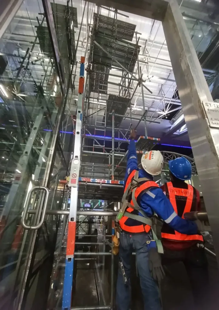 นั่งร้านมือหนึ่ง กับนั่งร้านมือสอง